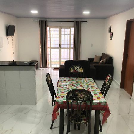 Apartamento Bem Localizado Na Av.Principal Nin Ngoại thất bức ảnh