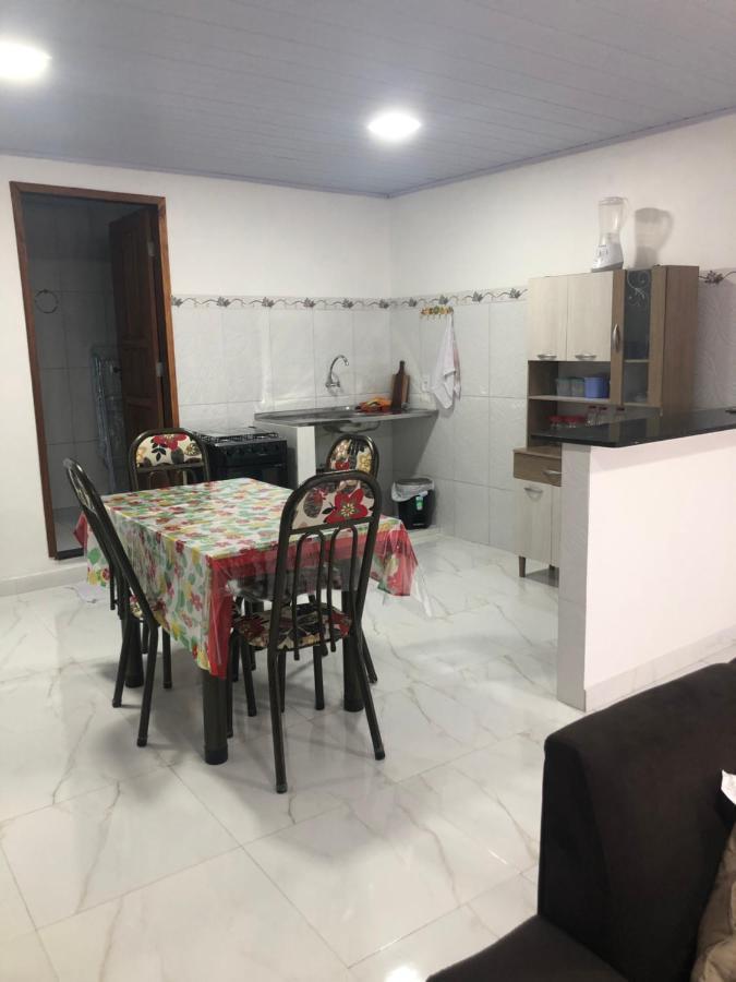 Apartamento Bem Localizado Na Av.Principal Nin Ngoại thất bức ảnh